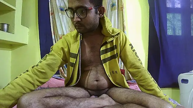 Cute boy2000 online show from 01/12/25, 06:39