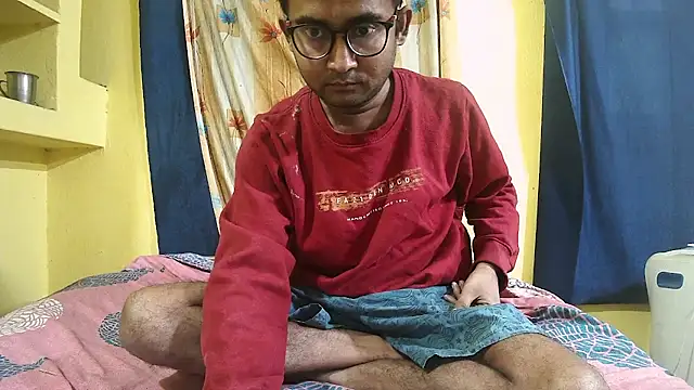 Cute boy2000 online show from 01/16/25, 01:58