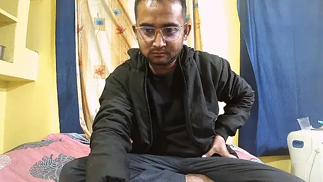 Cute boy2000 online show from 01/24/25, 01:24