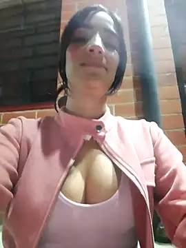 Snapshot of _nathaly_sweet chatting on 04/25/26, 12:02 nathaly sweet online show from 04/25/26, 12:02