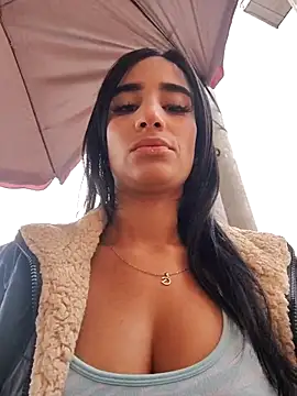 Snapshot of _nathaly_sweet chatting on 05/21/26, 12:01 nathaly sweet online show from 05/21/26, 12:01