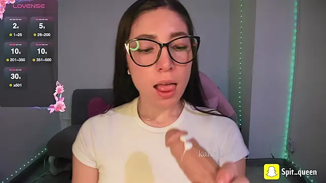 Snapshot of Spit_queen chatting on 01/10/26, 12:56 Spit queen online show from 01/10/26, 12:56