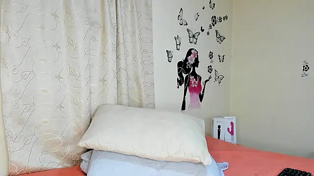Juli Castillo8 online show from 03/09/25, 01:26