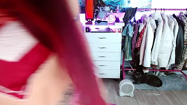 alisseallie online show from 10/12/25, 01:10