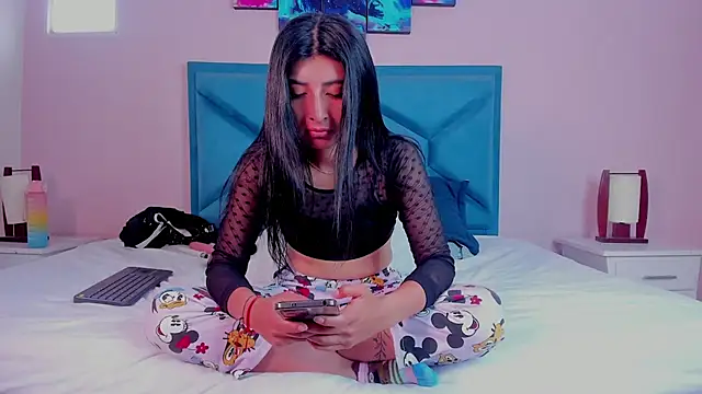 EmmaWilliamss online show from 12/26/24, 01:21