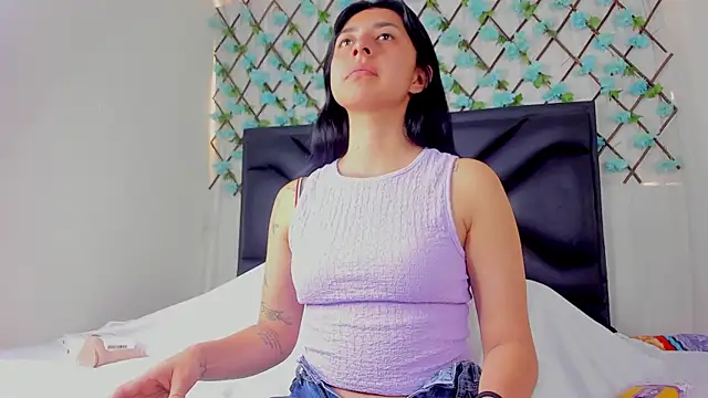 EmmaWilliamss online show from 04/05/26, 04:59