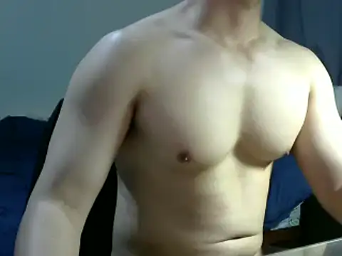 Snapshot of yellowoood chatting on 03/07/25, 12:34 yellowoood online show from 03/07/25, 12:34