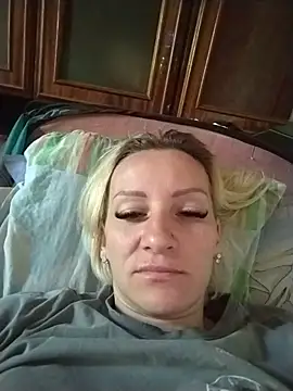 Snapshot of ulika1989 chatting on 06/22/26, 06:21 ulika1989 online show from 06/22/26, 06:21