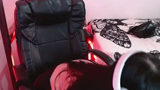 VampGirl1 online show from 01/06/25, 03:29