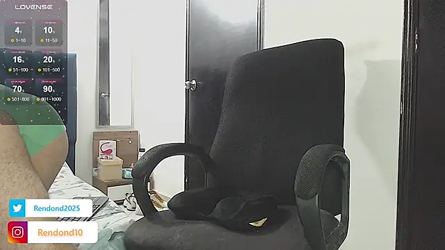 Snapshot of danielconor_26 chatting on 10/04/25, 11:14 danielconor 26 online show from 10/04/25, 11:14