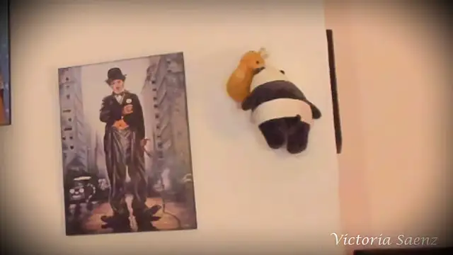 Snapshot of victoriaasaenz_ chatting on 03/11/25, 03:59 victoriaasaenz  online show from 03/11/25, 03:59