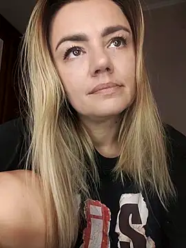 KrissSexi online show from 09/22/25, 04:36