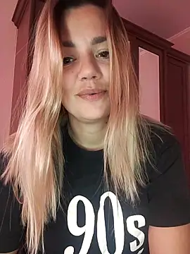 KrissSexi online show from 10/10/25, 08:24