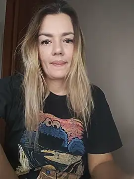 KrissSexi online show from 11/22/25, 06:45