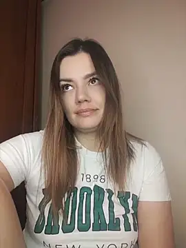 KrissSexi online show from 04/06/26, 07:09