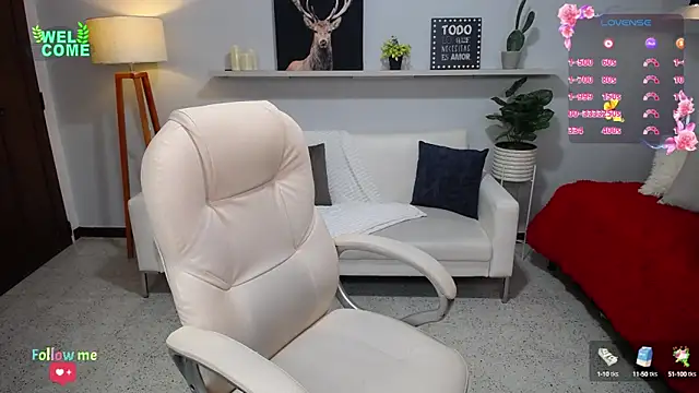 Bianca     online show from 10/10/25, 01:15