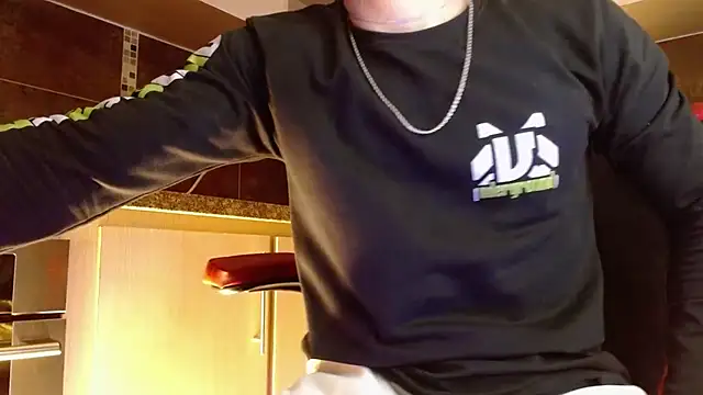 AlbertBernal69 online show from 02/20/26, 03:14