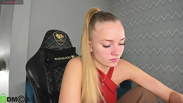 Barbie Lis online show from 10/25/25, 12:18