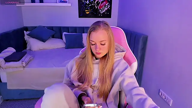 Barbie Lis online show from 01/18/26, 01:09