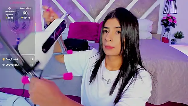 ZiaCalifa online show from 03/11/26, 12:33