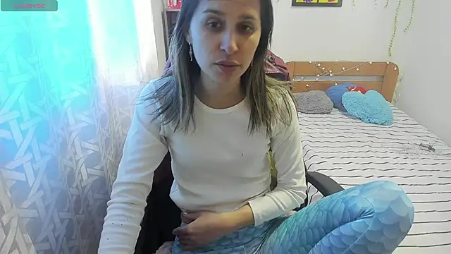 lauren ashlee online show from 11/10/25, 01:32