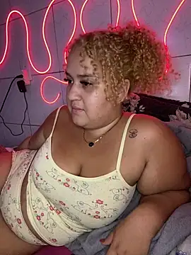 MinaBoss online show from 02/05/25, 02:19