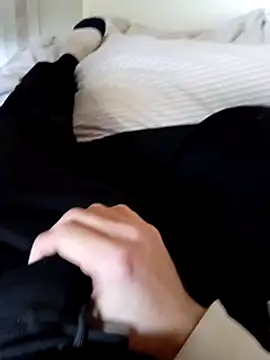 Snapshot of sergigomez chatting on 02/26/25, 03:08 sergigomez online show from 02/26/25, 03:08