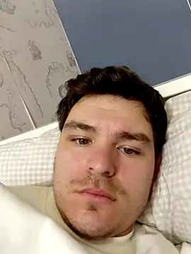 Snapshot of sergigomez chatting on 03/02/25, 03:16 sergigomez online show from 03/02/25, 03:16