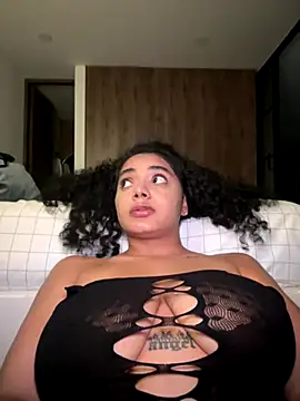 Mariecurl online show from 12/06/24, 04:38