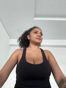 Mariecurl online show from 12/21/24, 03:31