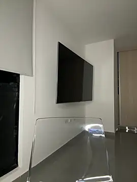 Mariecurl online show from 04/05/26, 12:41