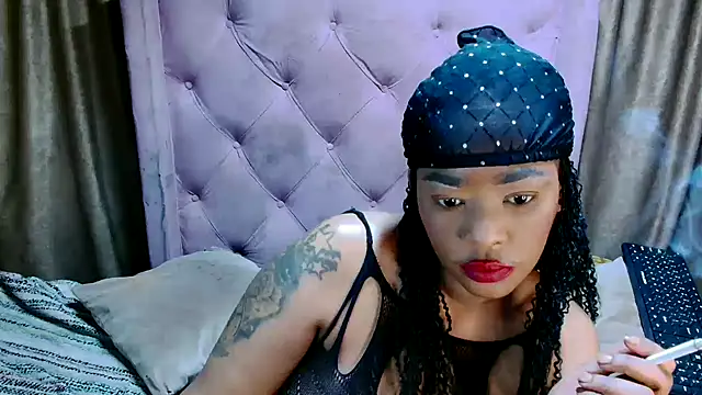 AFRICANGODDESSXXX online show from 04/12/26, 06:46