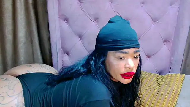 Snapshot of AFRICANGODDESSXXX chatting on 05/21/26, 11:34 AFRICANGODDESSXXX online show from 05/21/26, 11:34