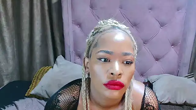 Snapshot of AFRICANGODDESSXXX chatting on 06/20/26, 12:03 AFRICANGODDESSXXX online show from 06/20/26, 12:03