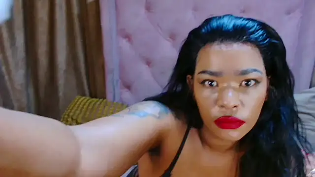 Snapshot of AFRICANGODDESSXXX chatting on 07/08/26, 07:29 AFRICANGODDESSXXX online show from 07/08/26, 07:29
