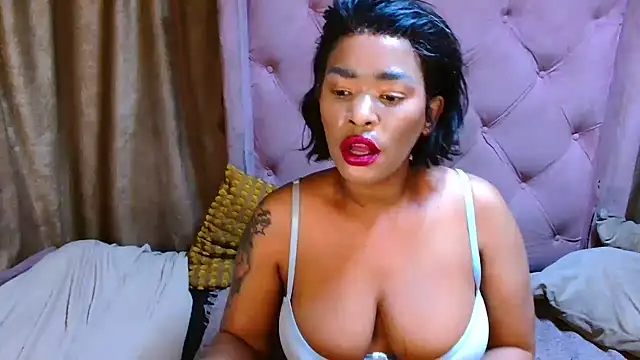 Snapshot of AFRICANGODDESSXXX chatting on 07/15/26, 09:53 AFRICANGODDESSXXX online show from 07/15/26, 09:53