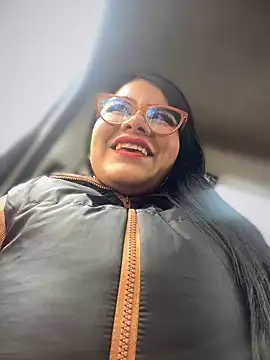 Snapshot of Insane_Issa chatting on 12/07/24, 04:47 Insane Issa online show from 12/07/24, 04:47