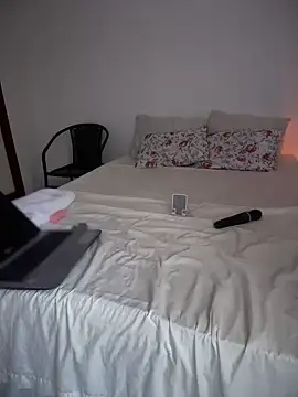 Snapshot of Insane_Issa chatting on 02/27/25, 07:47 Insane Issa online show from 02/27/25, 07:47