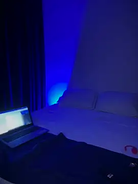 Snapshot of Insane_Issa chatting on 03/09/25, 01:25 Insane Issa online show from 03/09/25, 01:25