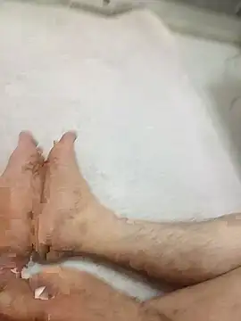 Hardapple01 online show from 03/15/26, 09:21