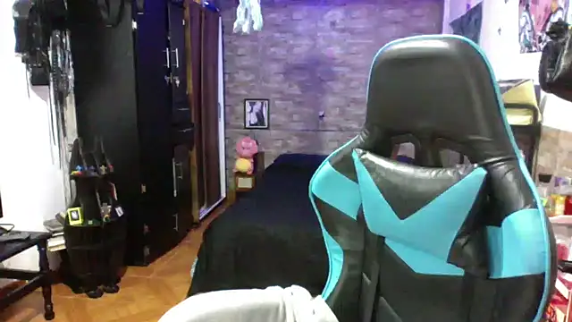 AngelaQueen  online show from 02/04/26, 04:57