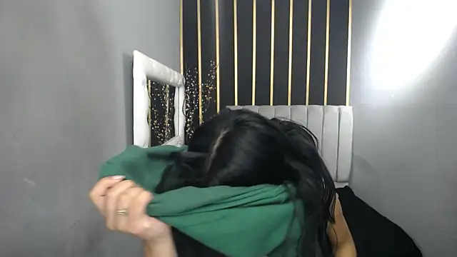 keizy  conte online show from 01/16/25, 04:39