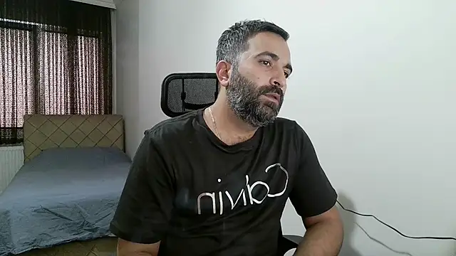 tgltplsr online show from 09/28/25, 04:51