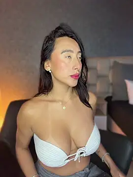 lena banks online show from 06/18/26, 10:14