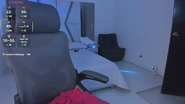 LunaBaker-1 online show from 03/23/25, 03:21