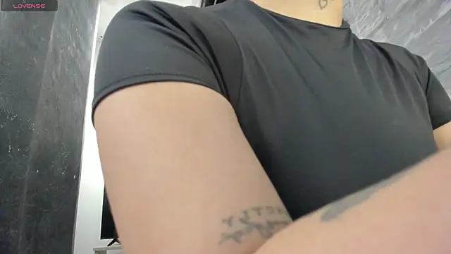 LunaBaker-1 online show from 09/22/25, 08:11