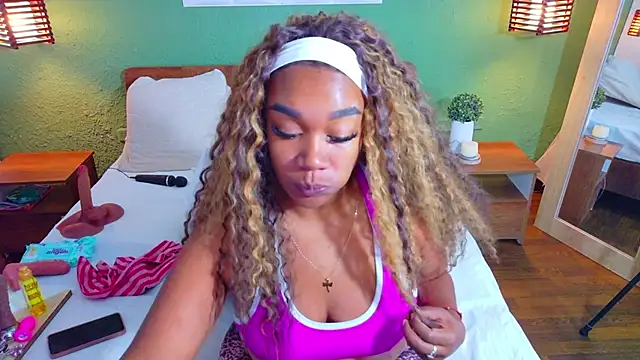 dannaahbrown online show from 04/04/26, 01:19