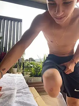 liuscast22 online show from 04/19/26, 01:21