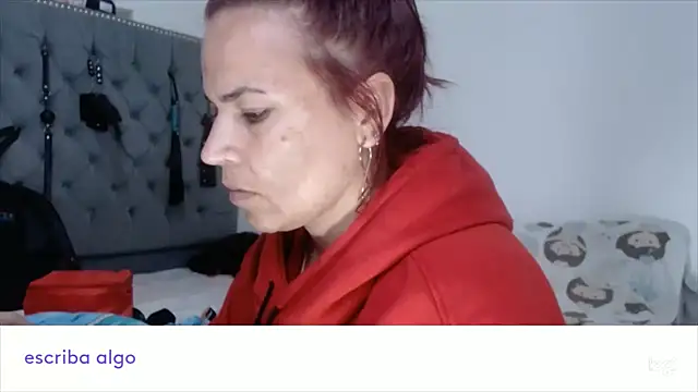 Snapshot of KaiicyQuuen chatting on 12/13/24, 11:45 KaiicyQuuen online show from 12/13/24, 11:45