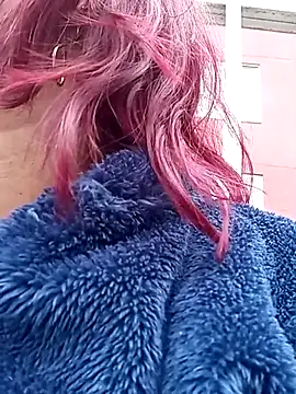 Snapshot of KaiicyQuuen chatting on 02/13/25, 05:01 KaiicyQuuen online show from 02/13/25, 05:01